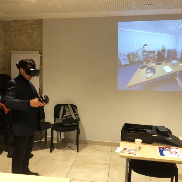 Casque réalité virtuelle - Matinale RH Santé Travail du 24-03-23 - UPG 32